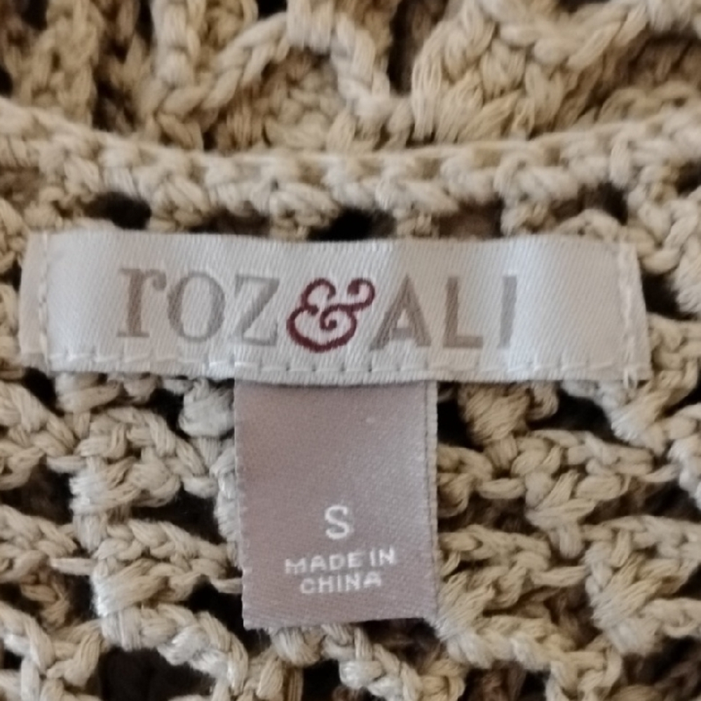 Roz & Ali Tan Crochet Lace Blouse - Picture 5 of 5
